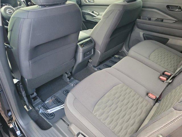 new 2025 Nissan Pathfinder car, priced at $35,399