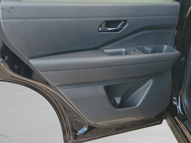 new 2025 Nissan Pathfinder car, priced at $35,399