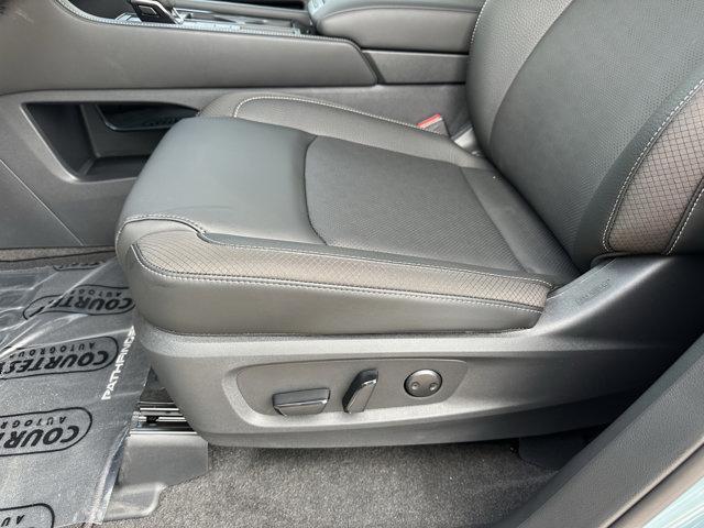 new 2026 Nissan Pathfinder car, priced at $43,430