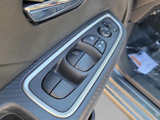 new 2025 Nissan Versa car, priced at $21,870