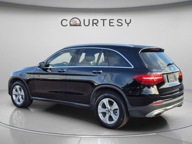 used 2018 Mercedes-Benz GLC 300 car, priced at $18,152