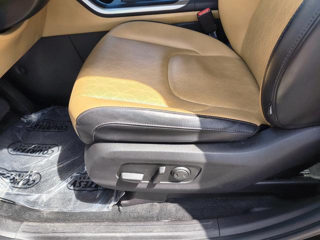 used 2023 Kia Carnival car, priced at $23,897