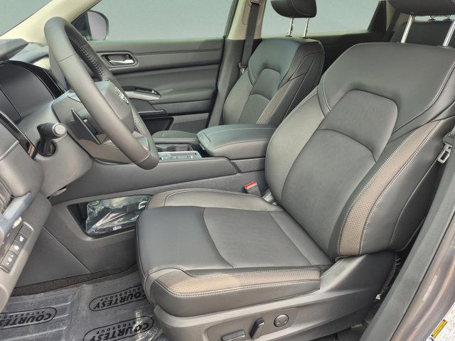 new 2026 Nissan Pathfinder car, priced at $43,348