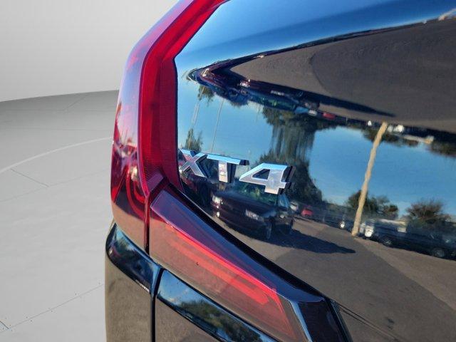 used 2022 Cadillac XT4 car, priced at $23,952