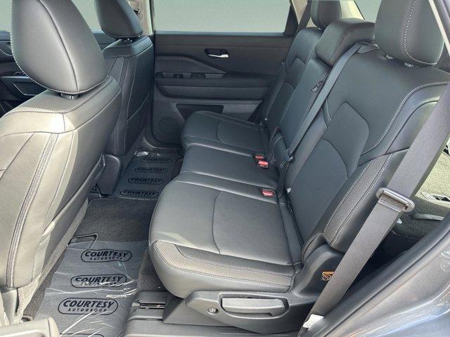 new 2026 Nissan Pathfinder car, priced at $40,700