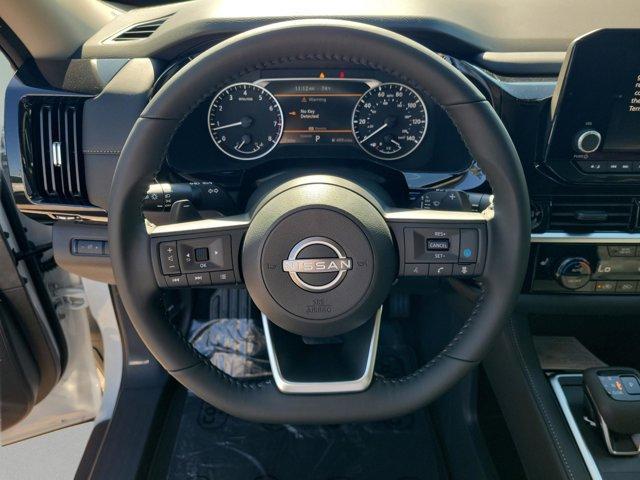 new 2025 Nissan Pathfinder car, priced at $35,989