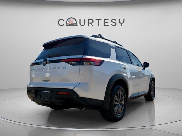 new 2025 Nissan Pathfinder car, priced at $35,989