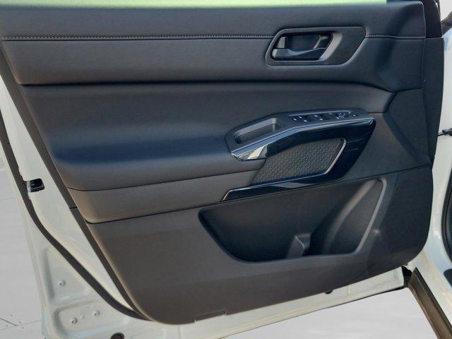 new 2026 Nissan Pathfinder car, priced at $42,960