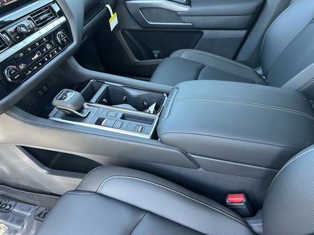 new 2026 Nissan Pathfinder car, priced at $43,922