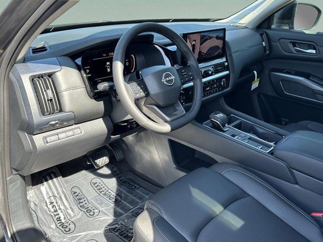 new 2026 Nissan Pathfinder car, priced at $43,922