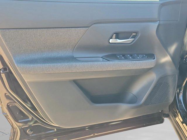 new 2026 Nissan Kicks car, priced at $25,517