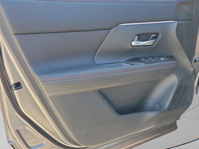new 2025 Nissan Kicks car, priced at $28,518