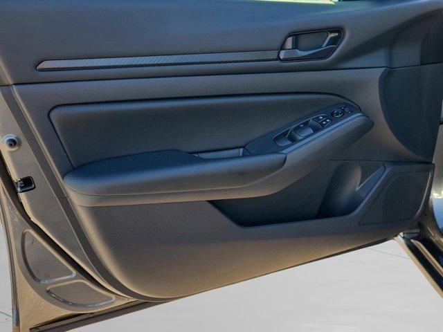 used 2025 Nissan Altima car, priced at $21,952