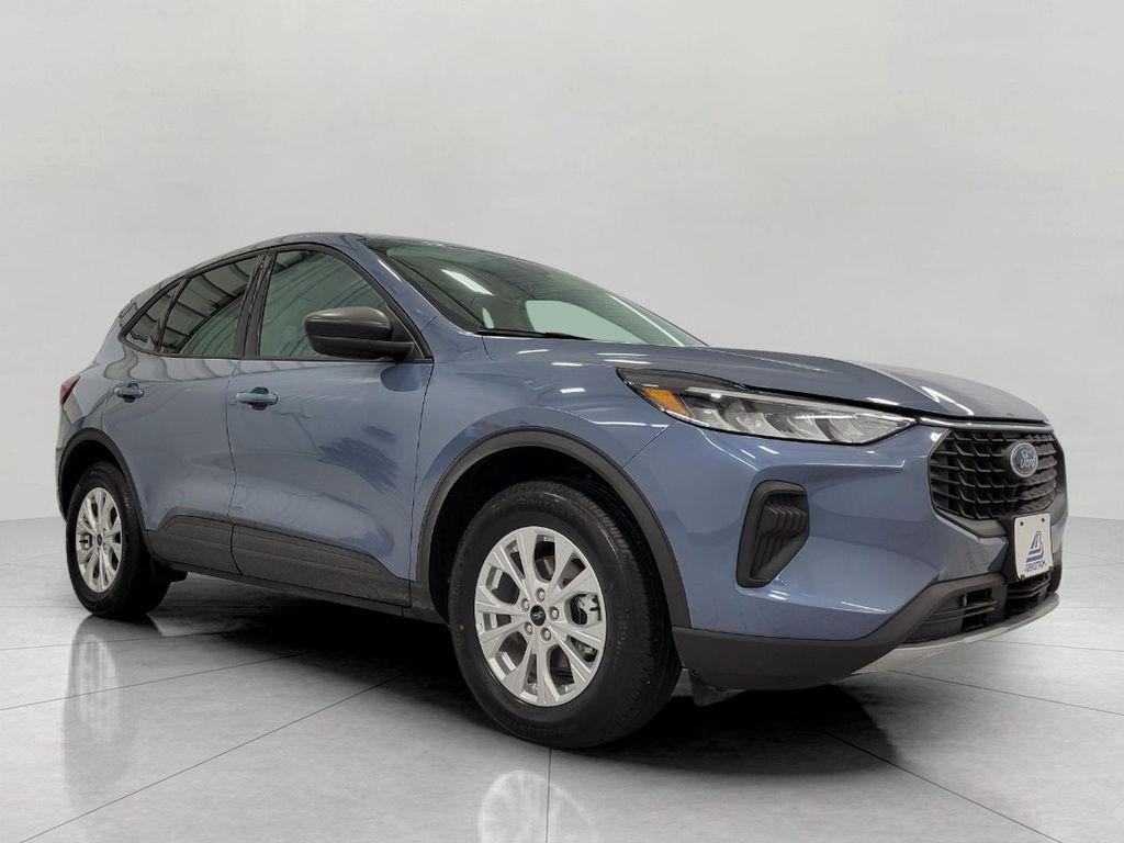used 2025 Ford Escape car, priced at $24,197