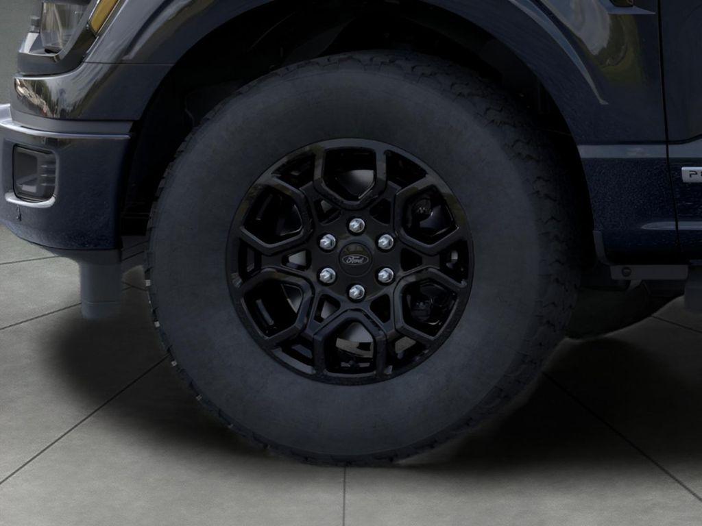 new 2025 Ford F-150 car, priced at $52,286