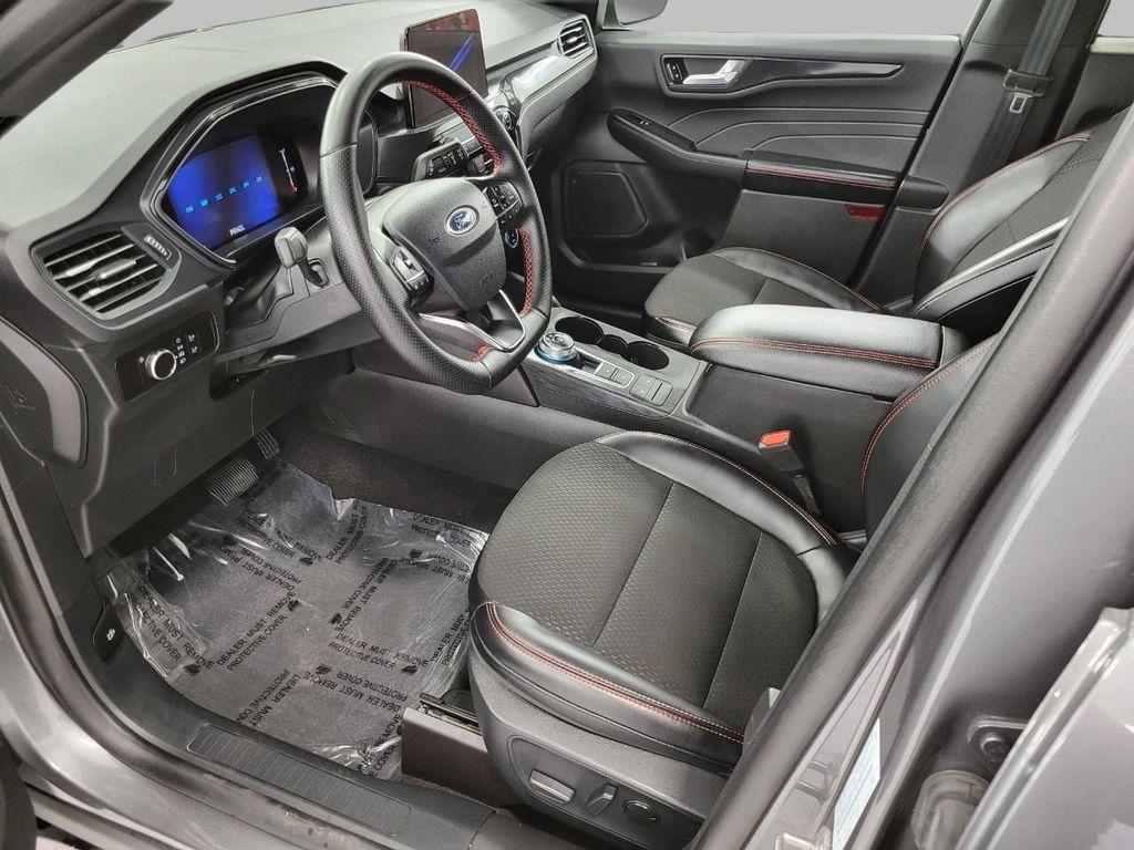 used 2025 Ford Escape car, priced at $24,974