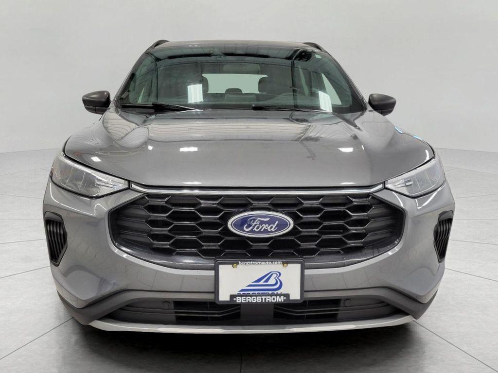 used 2025 Ford Escape car, priced at $24,974