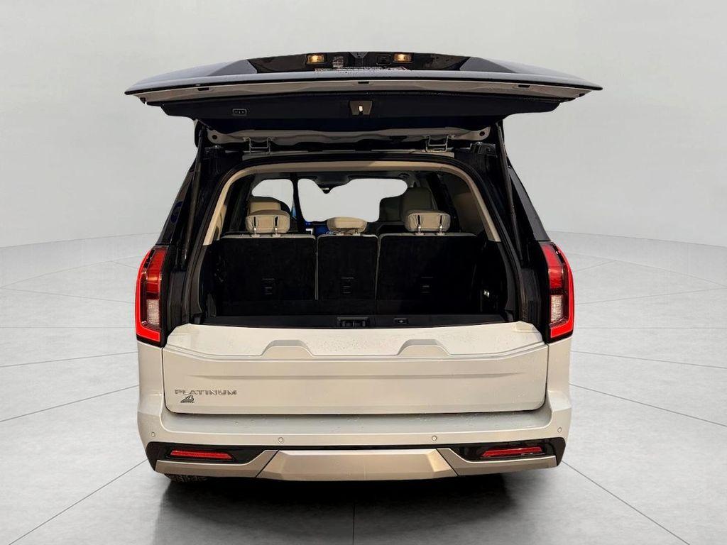 used 2025 Ford Expedition car, priced at $67,699