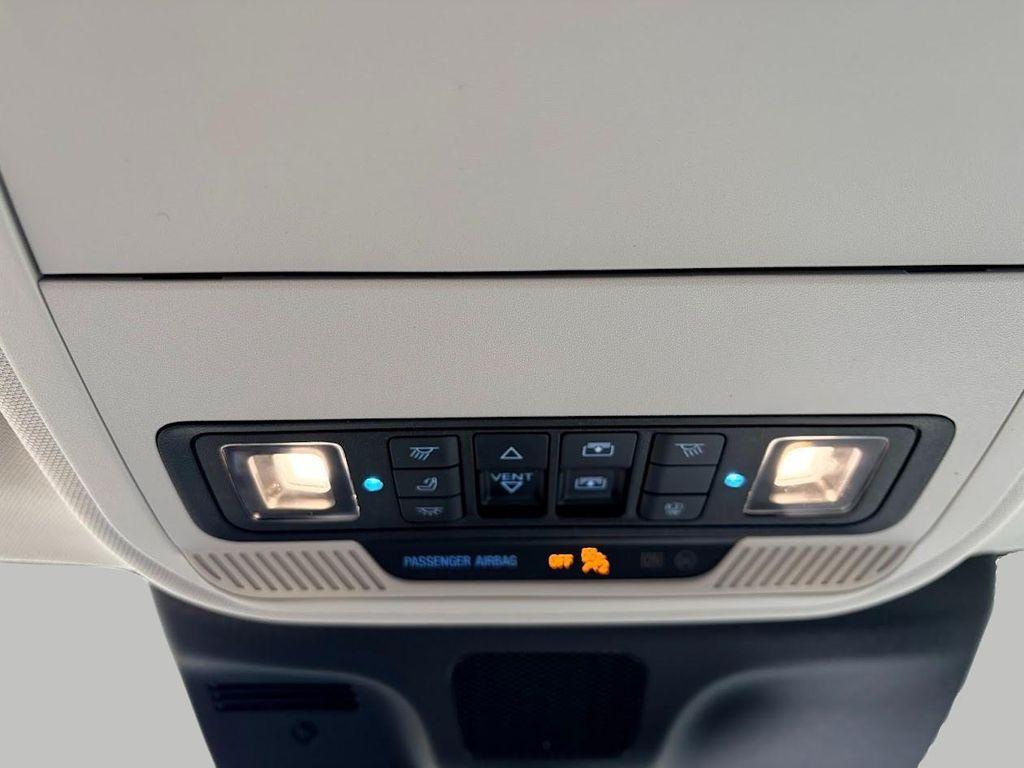 used 2025 Ford Expedition car, priced at $67,699