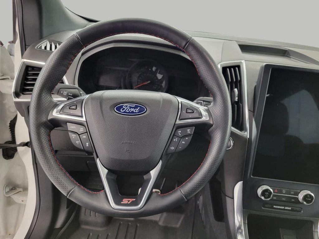 used 2024 Ford Edge car, priced at $29,783
