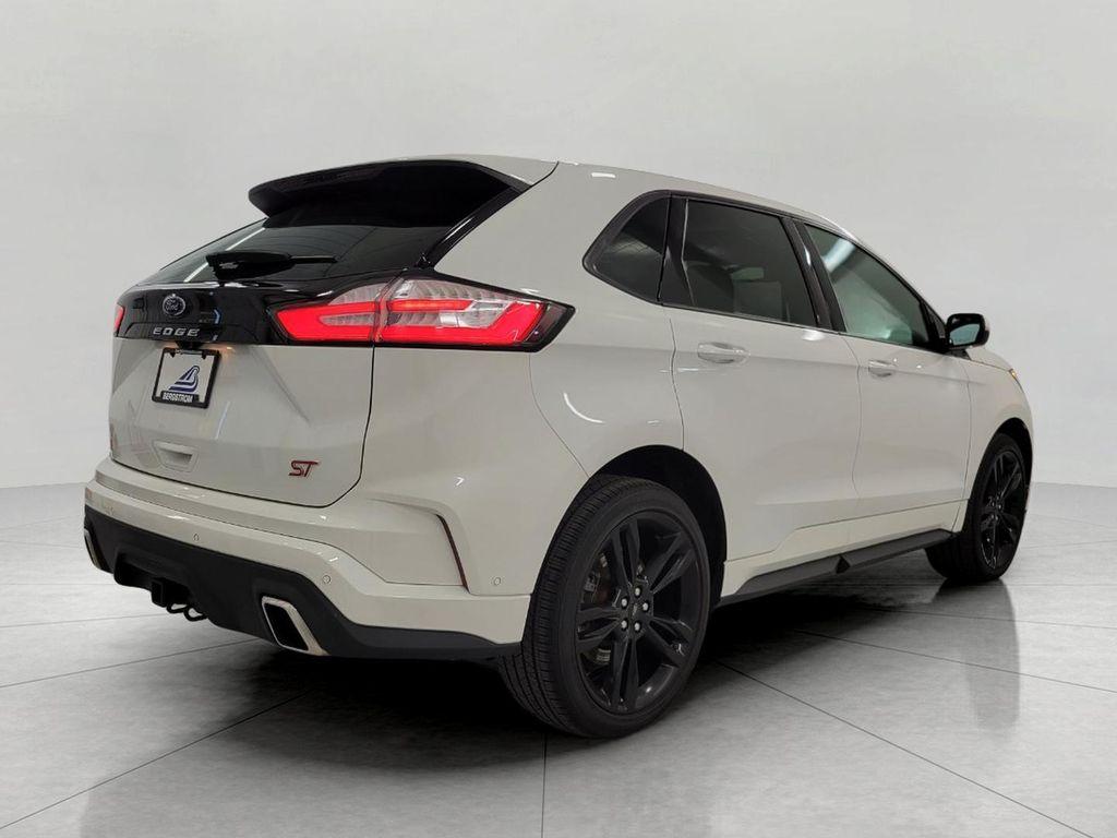 used 2024 Ford Edge car, priced at $29,783