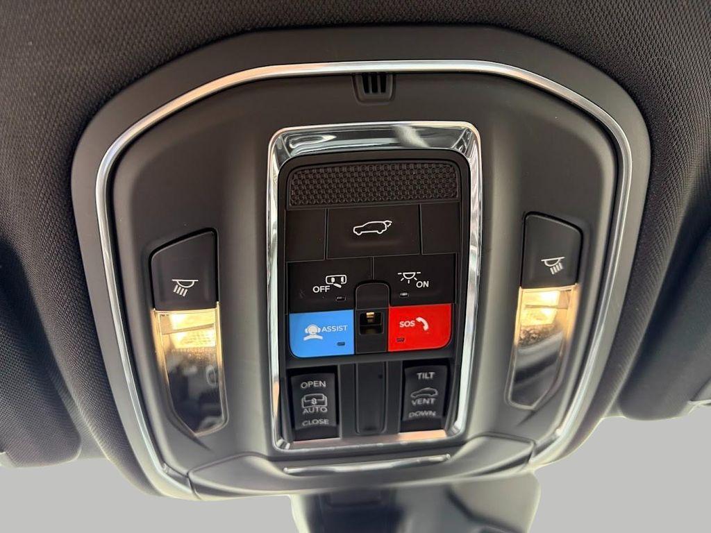 used 2023 Jeep Grand Cherokee car, priced at $27,933