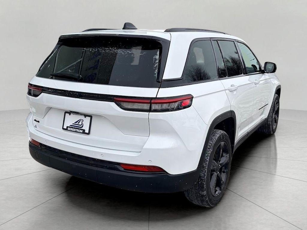 used 2023 Jeep Grand Cherokee car, priced at $27,933