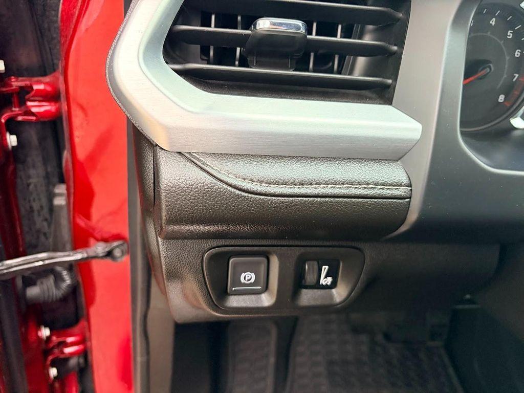 used 2023 GMC Acadia car, priced at $29,538
