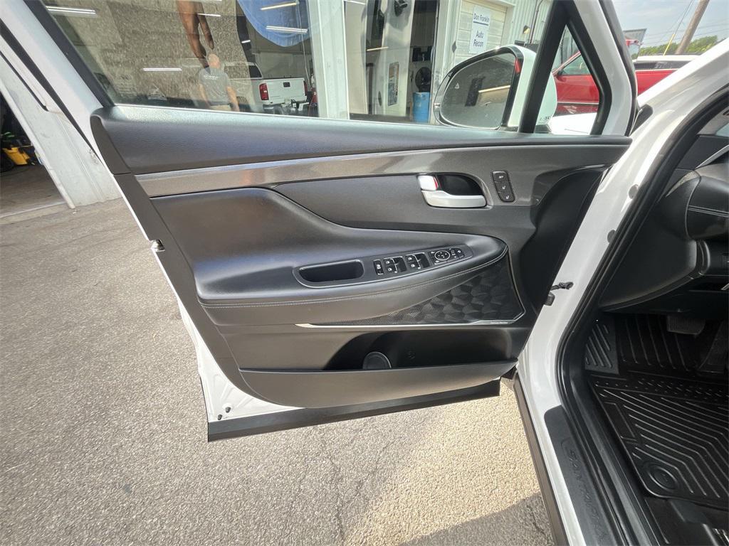 used 2023 Hyundai Santa Fe car, priced at $24,974