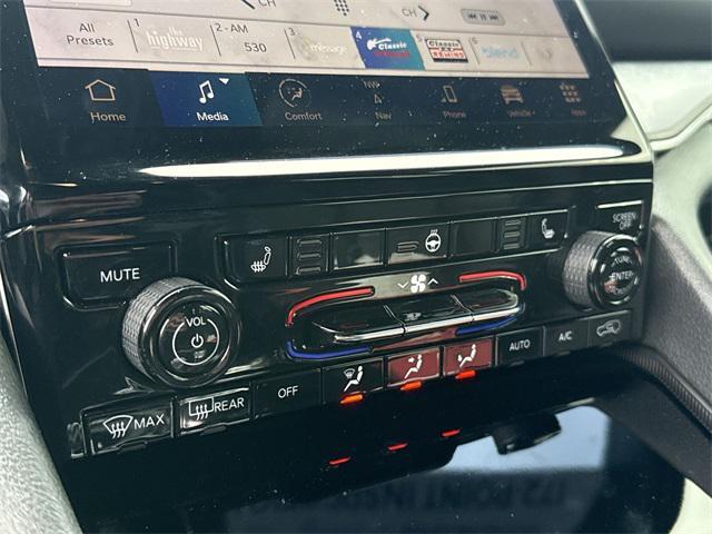 used 2024 Jeep Grand Cherokee car, priced at $36,788