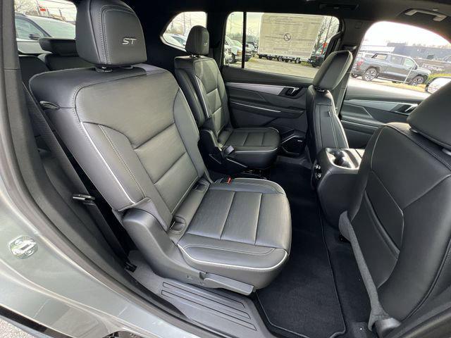 new 2026 Buick Enclave car, priced at $52,725