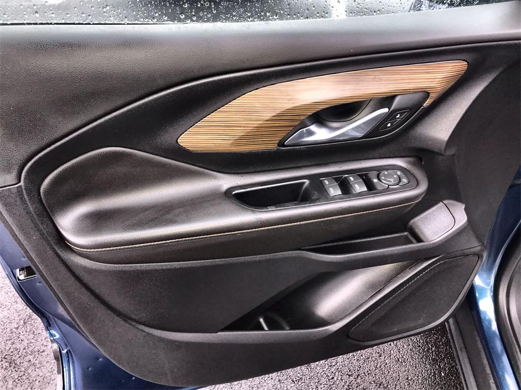 used 2020 GMC Terrain car, priced at $18,438