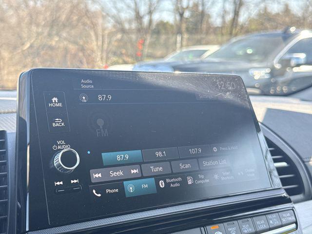 used 2025 Honda Odyssey car, priced at $39,875