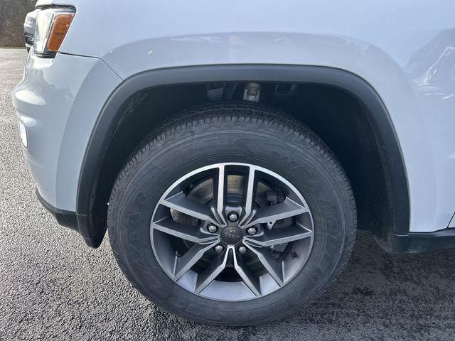 used 2021 Jeep Grand Cherokee car, priced at $22,999