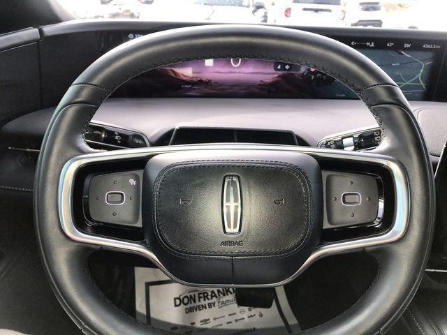 used 2025 Lincoln Nautilus car, priced at $50,900