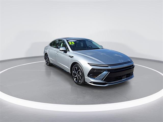 used 2024 Hyundai Sonata car, priced at $24,899