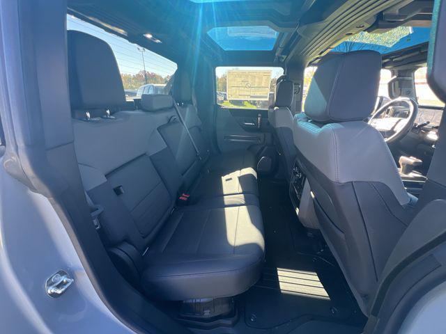 new 2025 GMC HUMMER EV Pickup car, priced at $98,200