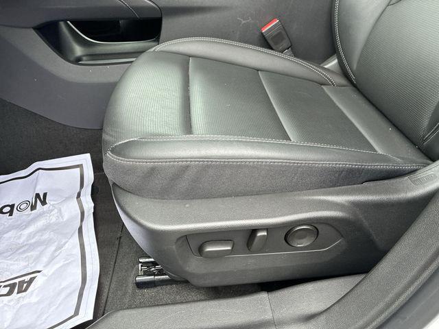 used 2025 Buick Envision car, priced at $29,855