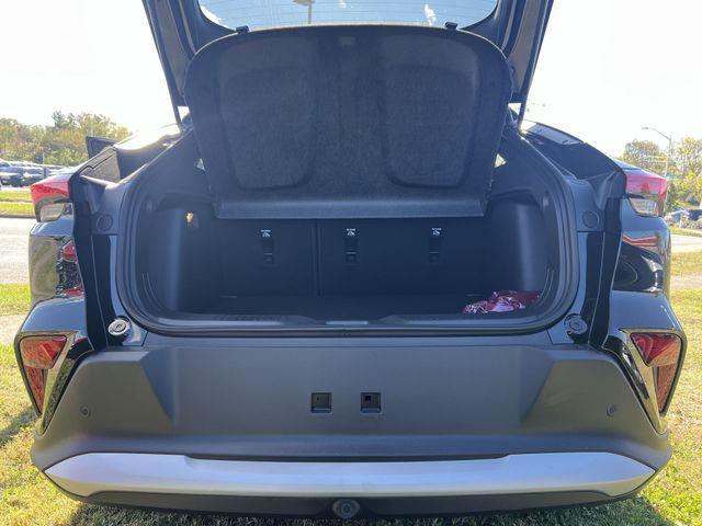 new 2026 Buick Envista car, priced at $25,080