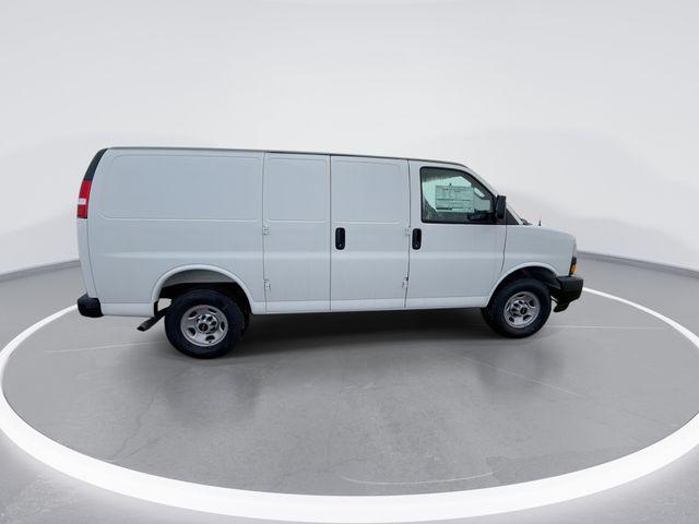 new 2026 GMC Savana 2500 car, priced at $45,615