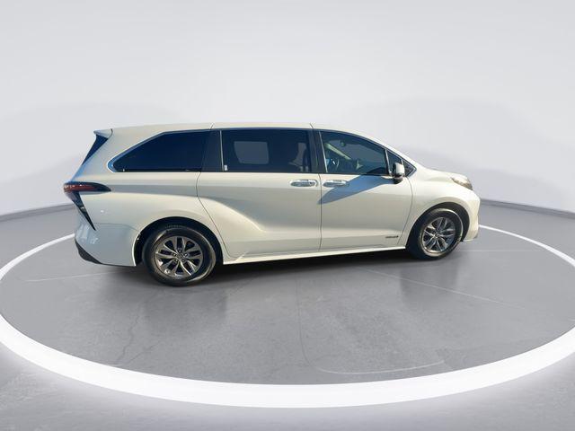 used 2021 Toyota Sienna car, priced at $32,208