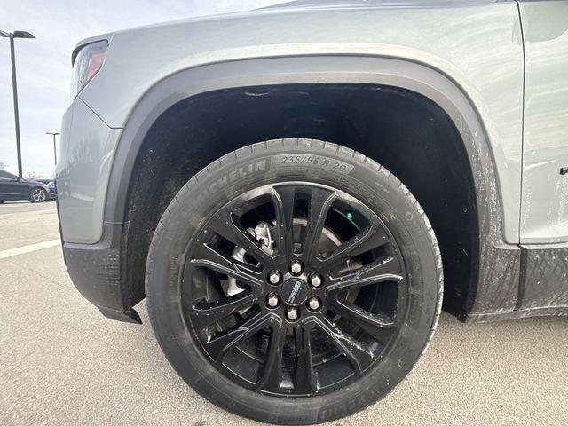 used 2023 GMC Acadia car, priced at $28,889