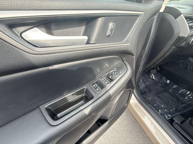 used 2021 Ford Edge car, priced at $21,887