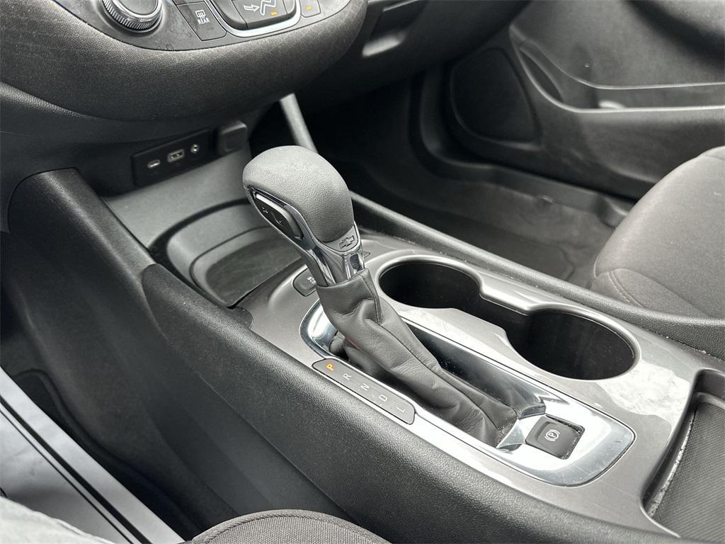 used 2024 Chevrolet Malibu car, priced at $17,998