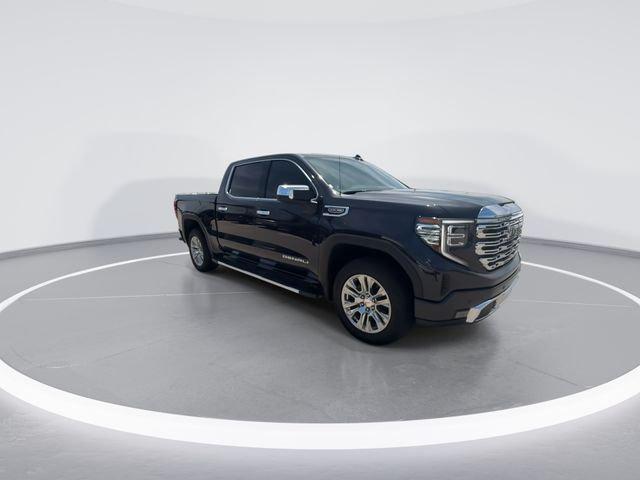 used 2023 GMC Sierra 1500 car, priced at $47,297
