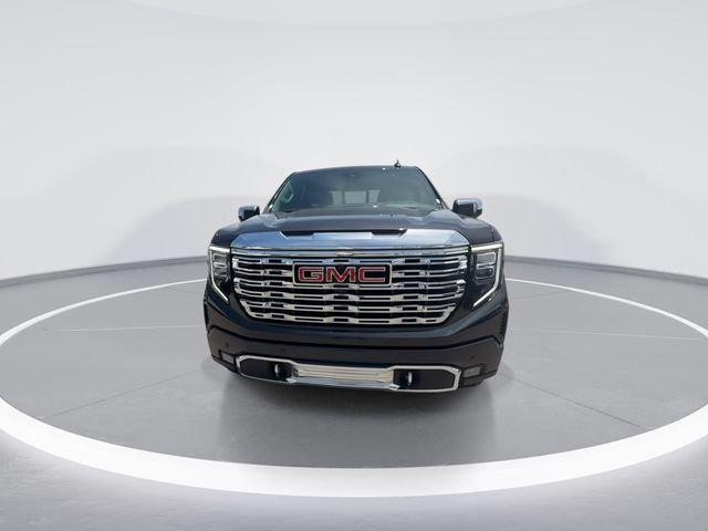 used 2023 GMC Sierra 1500 car, priced at $47,297