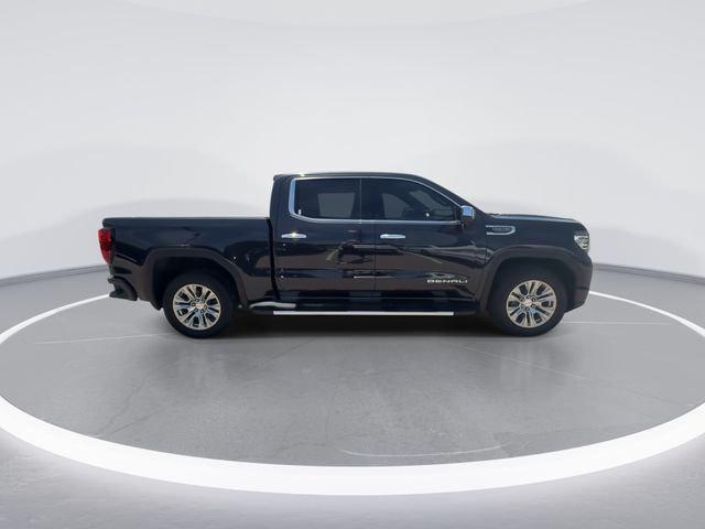 used 2023 GMC Sierra 1500 car, priced at $47,297