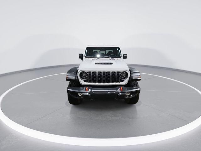 used 2025 Jeep Gladiator car, priced at $49,800