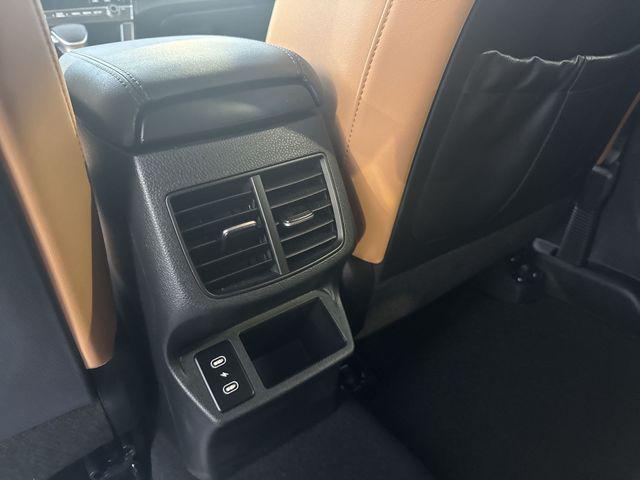 used 2025 Kia Seltos car, priced at $25,800