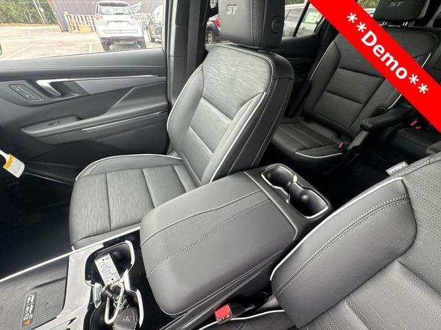 new 2026 Buick Enclave car, priced at $45,238